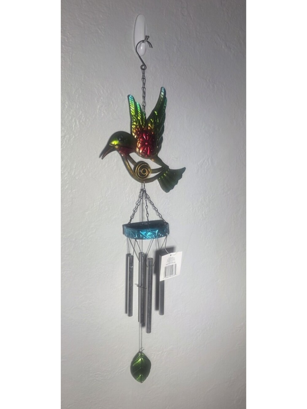 True Living Outdoors wind chime metal bird with silver aluminum rods 30" long